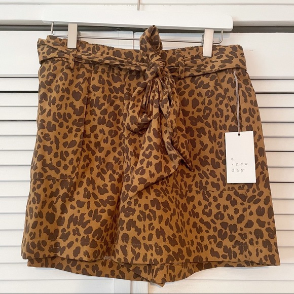 A New Day Print High-Rise Tie Waist Shorts NWT - Picture 3 of 5